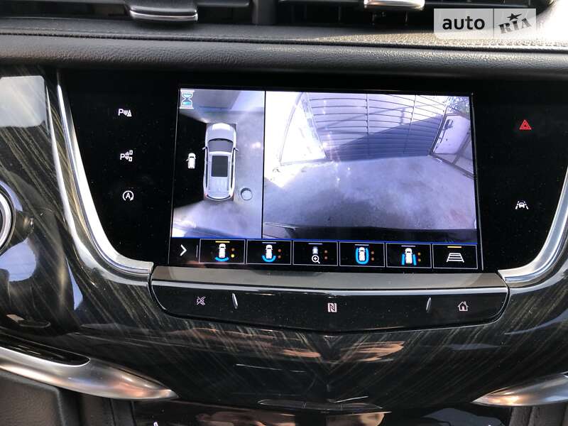 Внедорожник / Кроссовер Cadillac XT6 2020 в Днепре