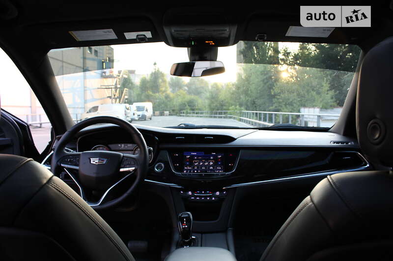 Позашляховик / Кросовер Cadillac XT6 2020 в Києві