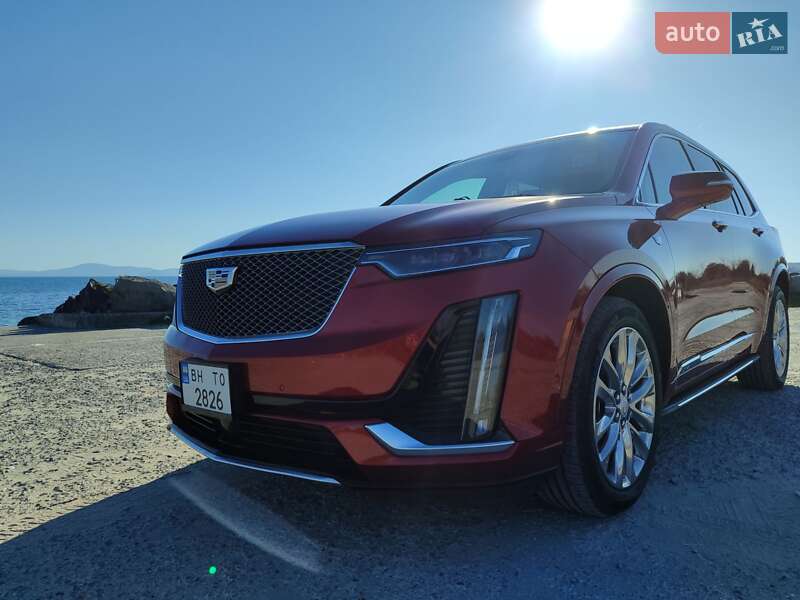 Внедорожник / Кроссовер Cadillac XT6 2020 в Измаиле