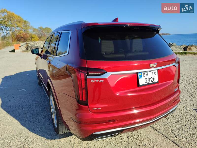 Внедорожник / Кроссовер Cadillac XT6 2020 в Измаиле