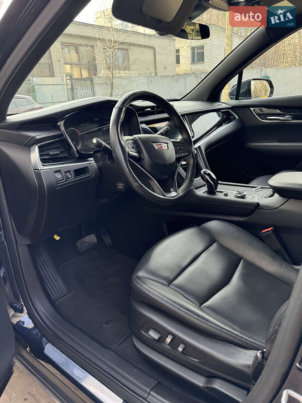 Внедорожник / Кроссовер Cadillac XT6 2021 в Львове