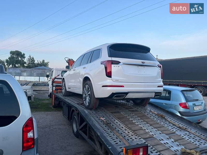 Внедорожник / Кроссовер Cadillac XT6 2019 в Киеве