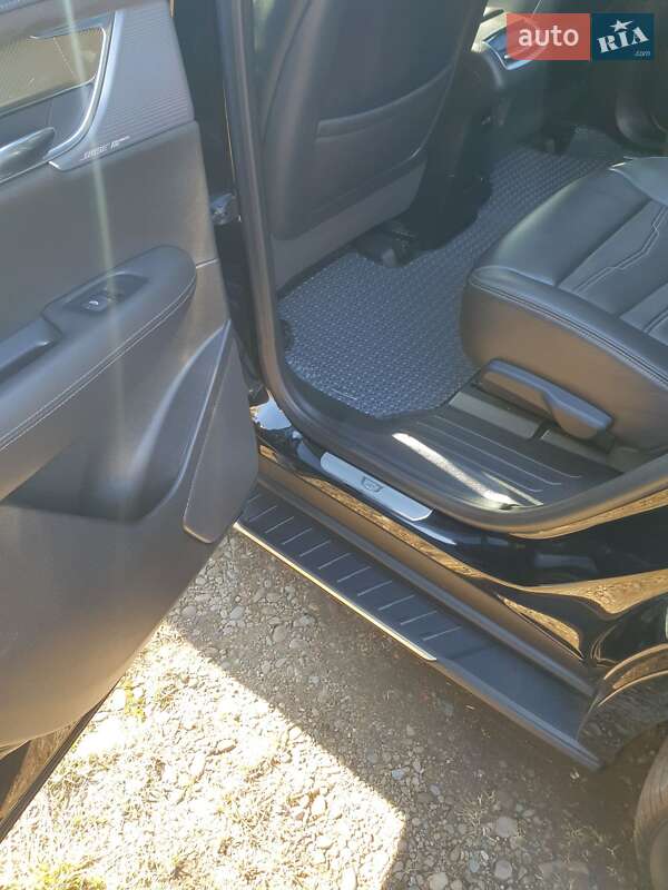 Позашляховик / Кросовер Cadillac XT6 2019 в Івано-Франківську