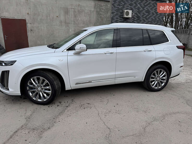 Универсал Cadillac XT6 2022 в Днепре