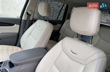 Универсал Cadillac XT6 2022 в 