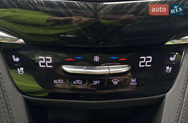 Внедорожник / Кроссовер Cadillac XT6 2019 в 