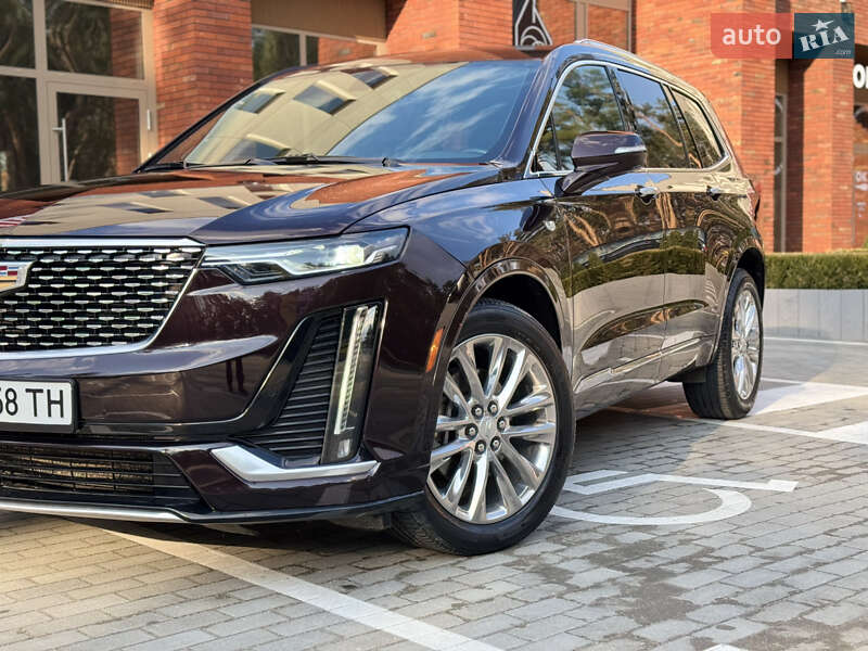 Внедорожник / Кроссовер Cadillac XT6 2019 в Киеве