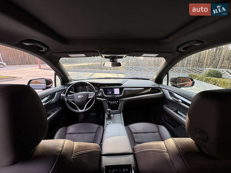 Внедорожник / Кроссовер Cadillac XT6 2019 в Киеве