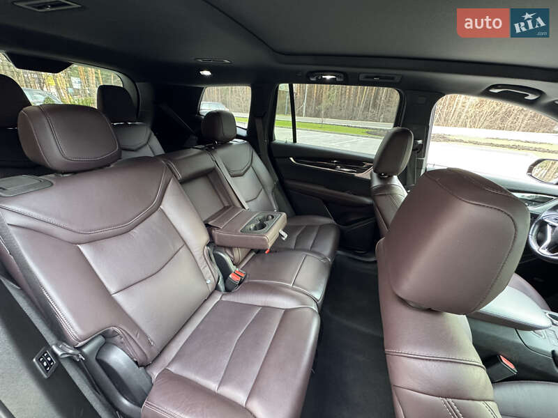 Внедорожник / Кроссовер Cadillac XT6 2019 в Киеве