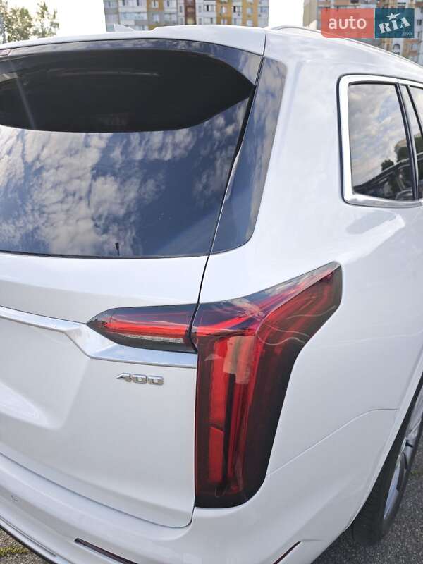 Внедорожник / Кроссовер Cadillac XT6 2019 в Киеве