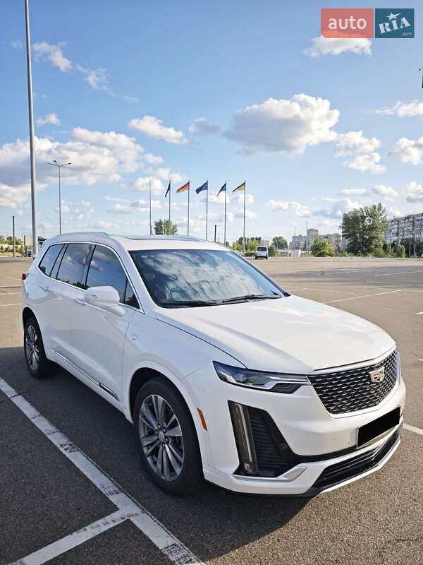 Внедорожник / Кроссовер Cadillac XT6 2019 в Киеве