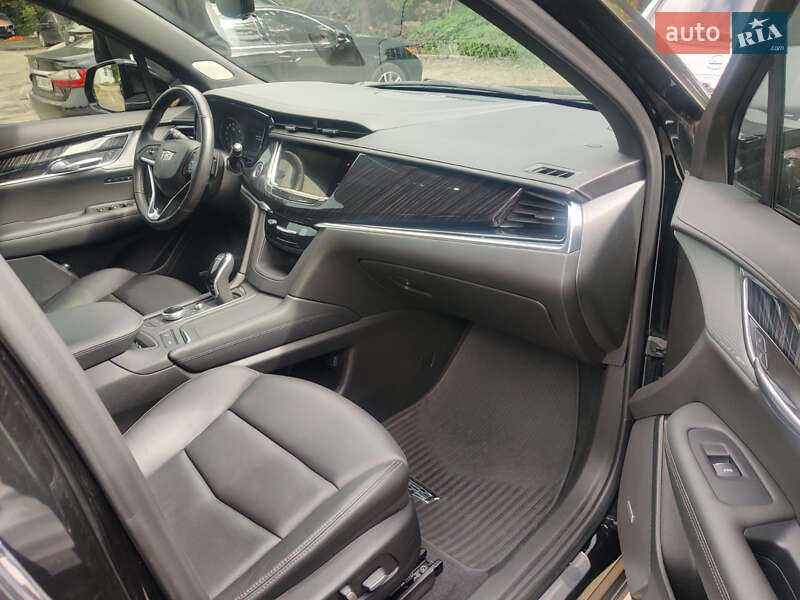Внедорожник / Кроссовер Cadillac XT6 2022 в Богородчанах фото 11 Внедорожник / Кроссовер Cadillac XT6 2022 в Богородчанах