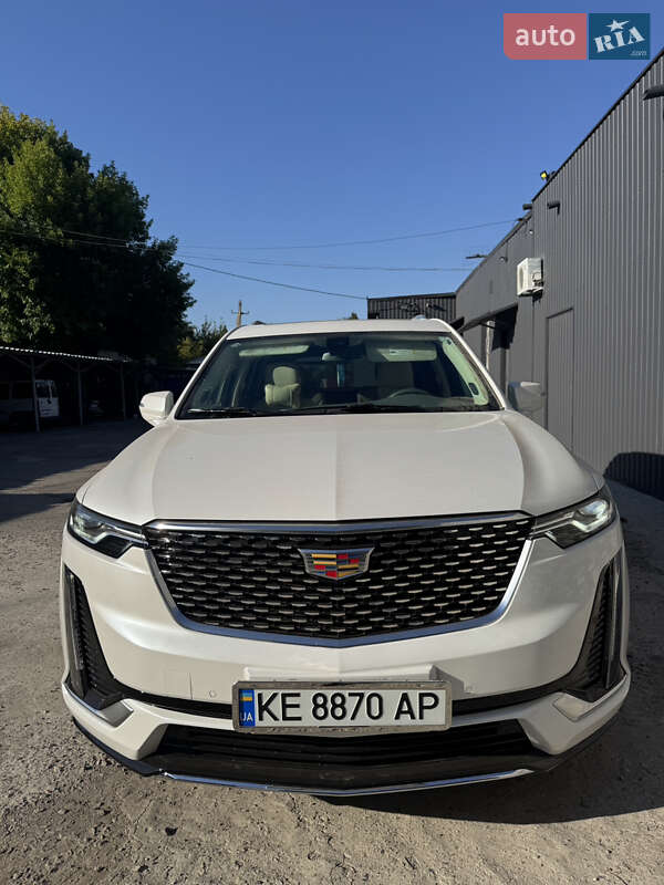 Универсал Cadillac XT6 2022 в Днепре