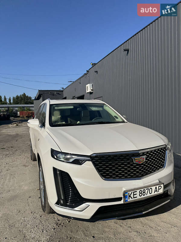 Универсал Cadillac XT6 2022 в Днепре