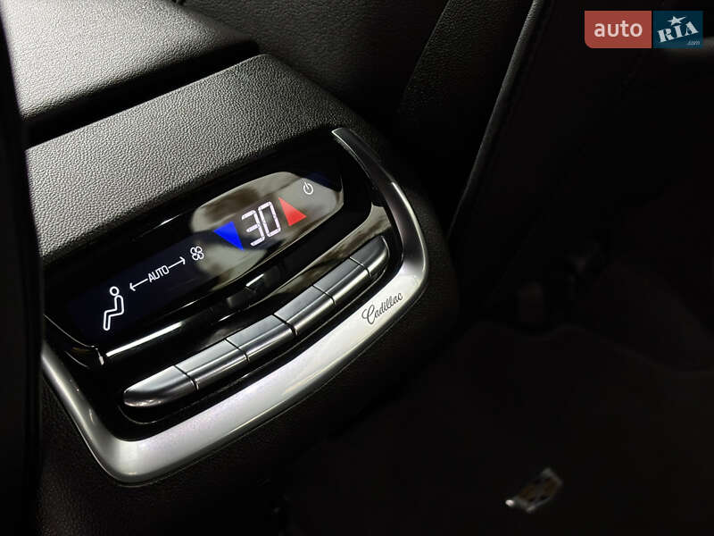 Внедорожник / Кроссовер Cadillac XT6 2021 в Киеве фото 26 Внедорожник / Кроссовер Cadillac XT6 2021 в Киеве