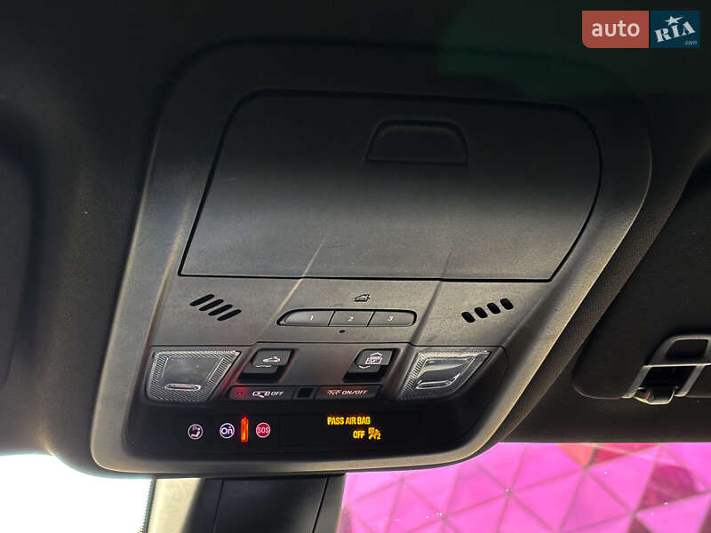 Внедорожник / Кроссовер Cadillac XT6 2021 в Киеве фото 34 Внедорожник / Кроссовер Cadillac XT6 2021 в Киеве