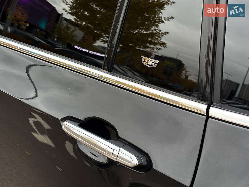 Внедорожник / Кроссовер Cadillac XT6 2021 в Киеве фото 39 Внедорожник / Кроссовер Cadillac XT6 2021 в Киеве