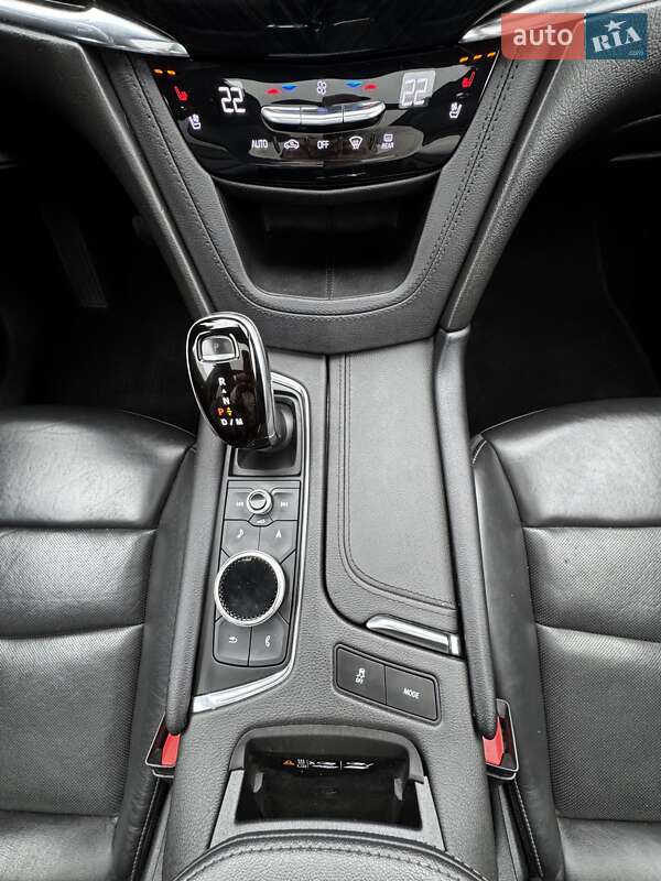 Внедорожник / Кроссовер Cadillac XT6 2019 в Киеве