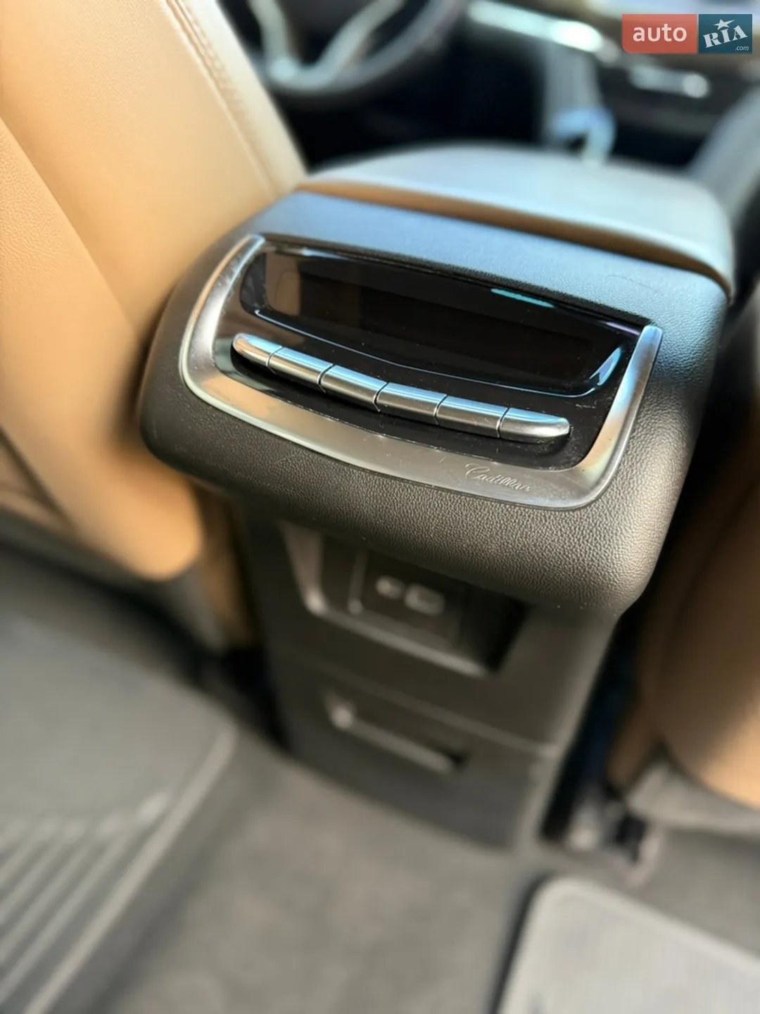 2019 Cadillac XT6 - мініатюра 21