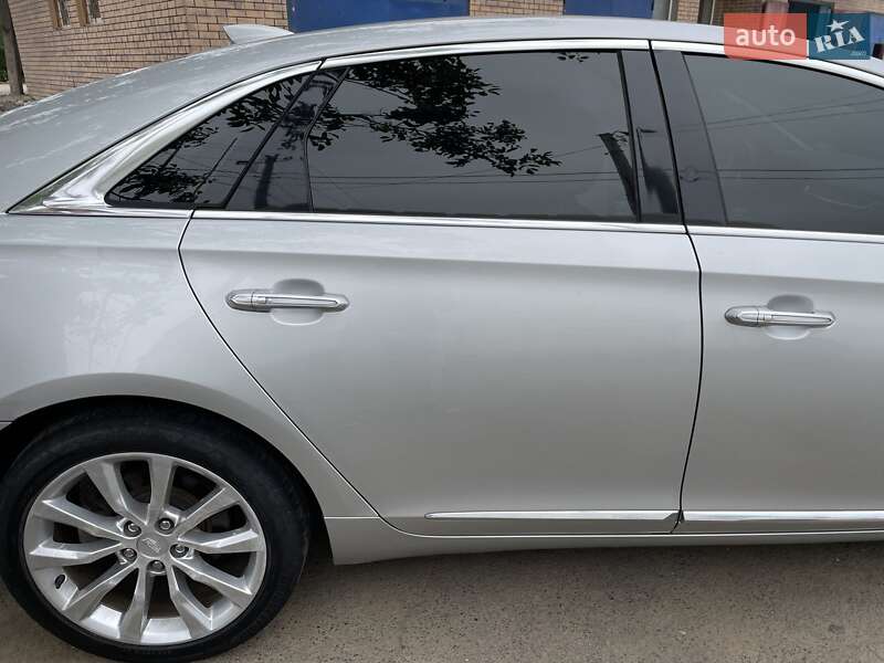 Седан Cadillac XTS 2016 в Одессе