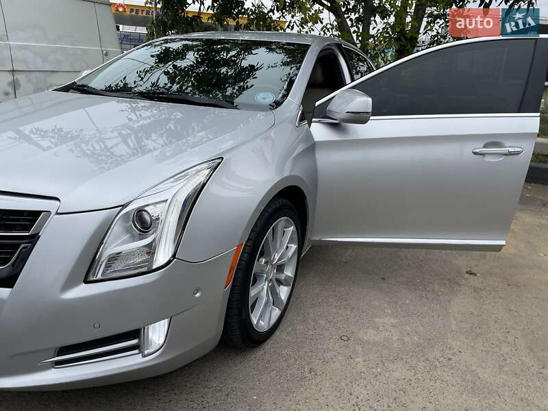 Седан Cadillac XTS 2016 в Одессе