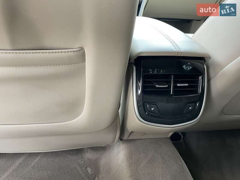 Седан Cadillac XTS 2016 в Одессе