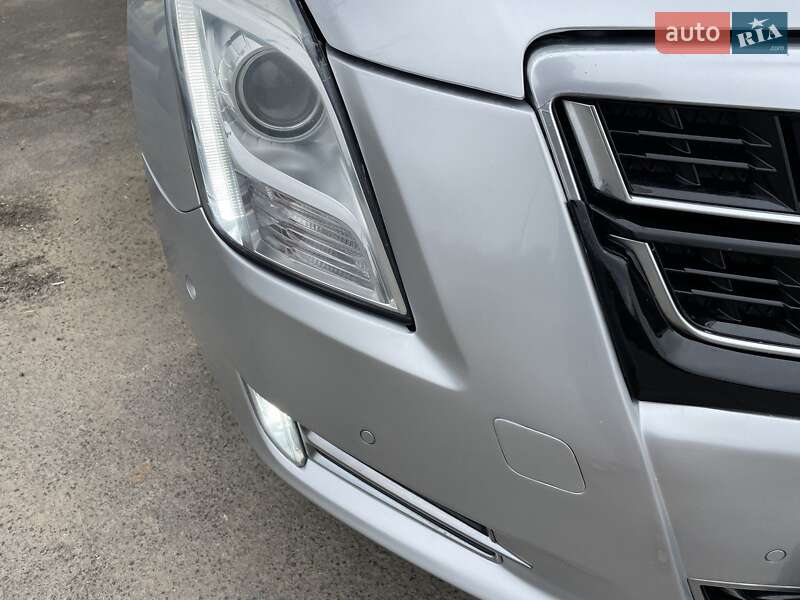 Седан Cadillac XTS 2016 в Одессе