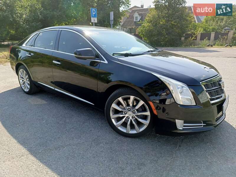 Седан Cadillac XTS 2016 в Киеве