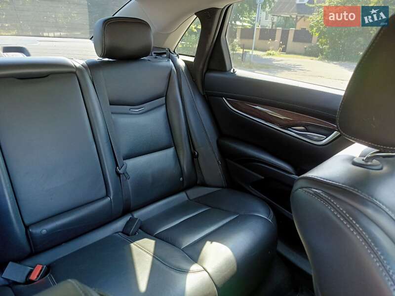 Седан Cadillac XTS 2016 в Киеве