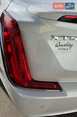 Седан Cadillac XTS 2017 в 