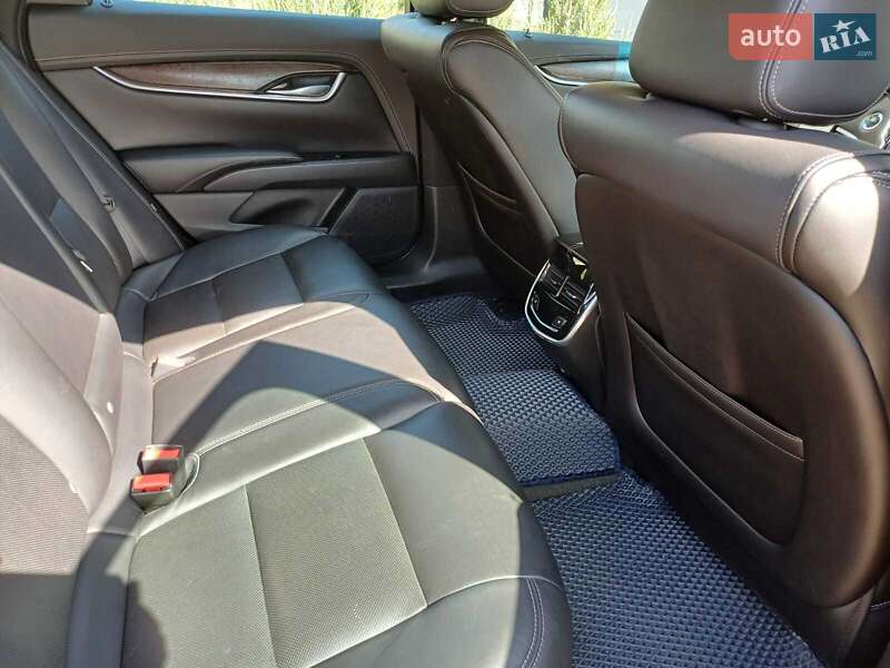 Седан Cadillac XTS 2018 в Білій Церкві