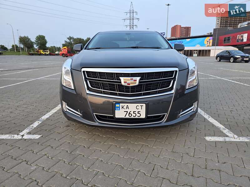 Седан Cadillac XTS 2016 в Киеве