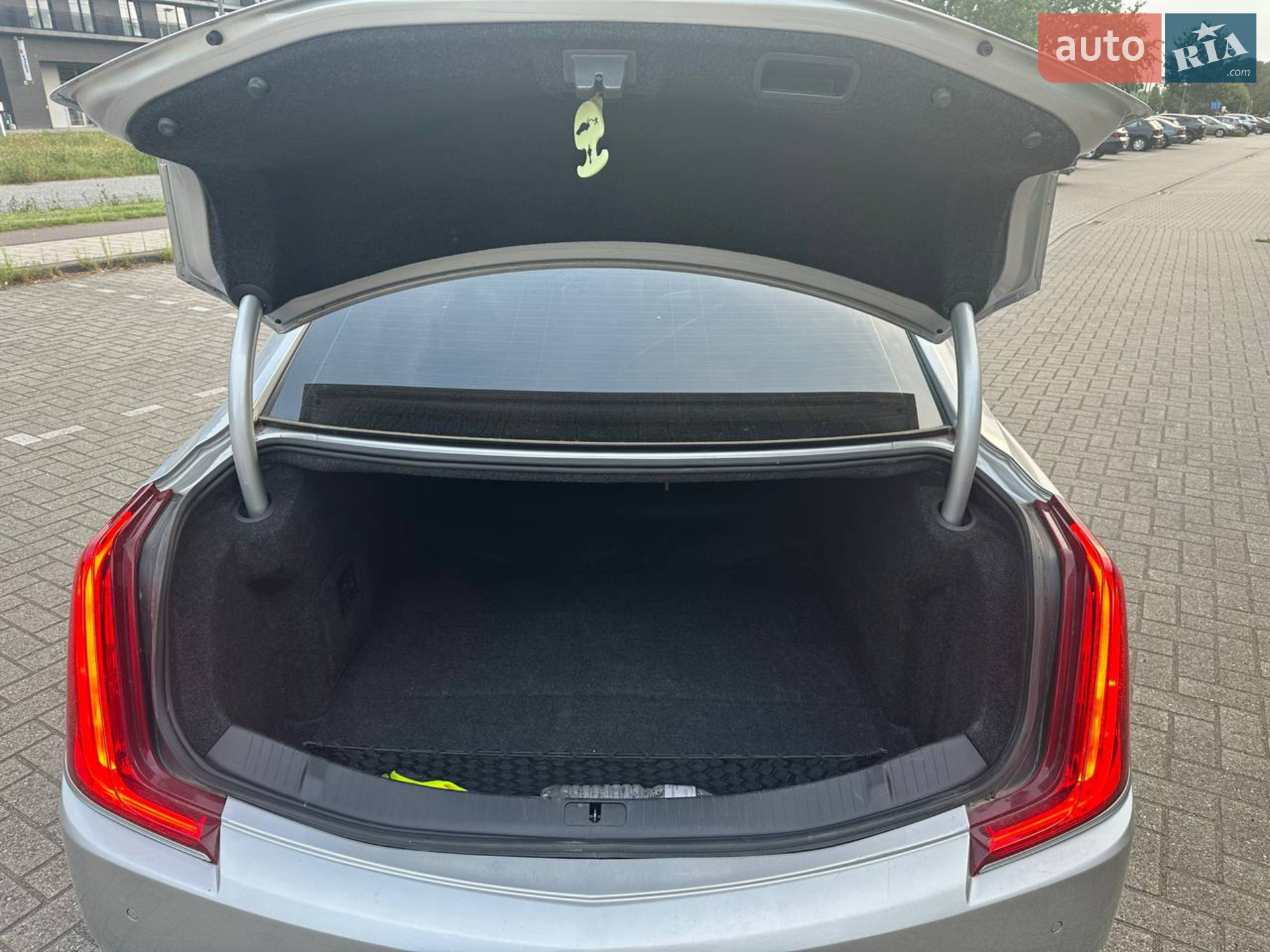 Cadillac XTS 2018 VIN 2G61M5S30K9107588 фото оголошення 25 з 31