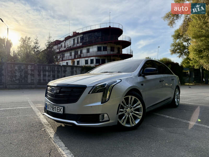 Седан Cadillac XTS 2017 в Киеве