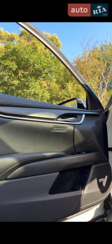 Седан Cadillac XTS 2017 в Киеве