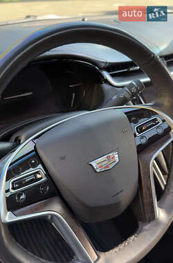 Седан Cadillac XTS 2017 в 