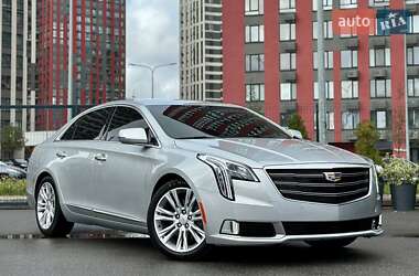 Седан Cadillac XTS 2018 в Киеве