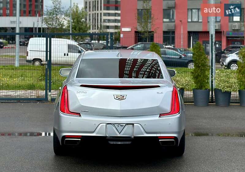 Седан Cadillac XTS 2018 в Києві