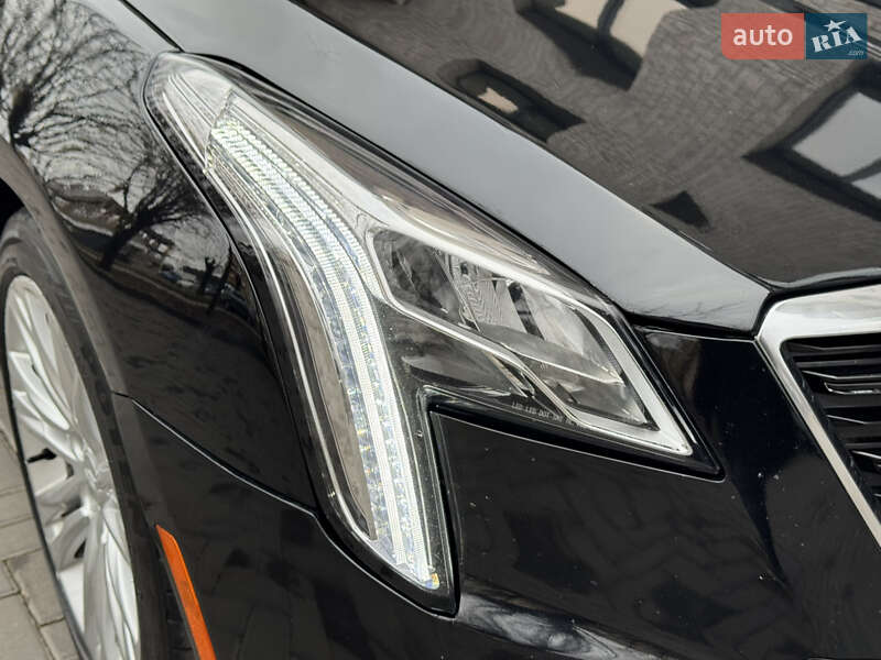 Седан Cadillac XTS 2018 в Ужгороді