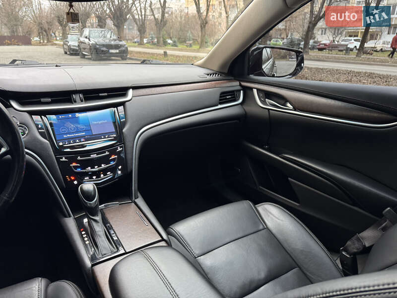 Седан Cadillac XTS 2018 в Ужгороді