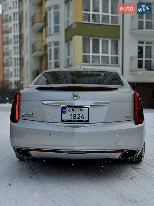 Седан Cadillac XTS 2012 в Івано-Франківську
