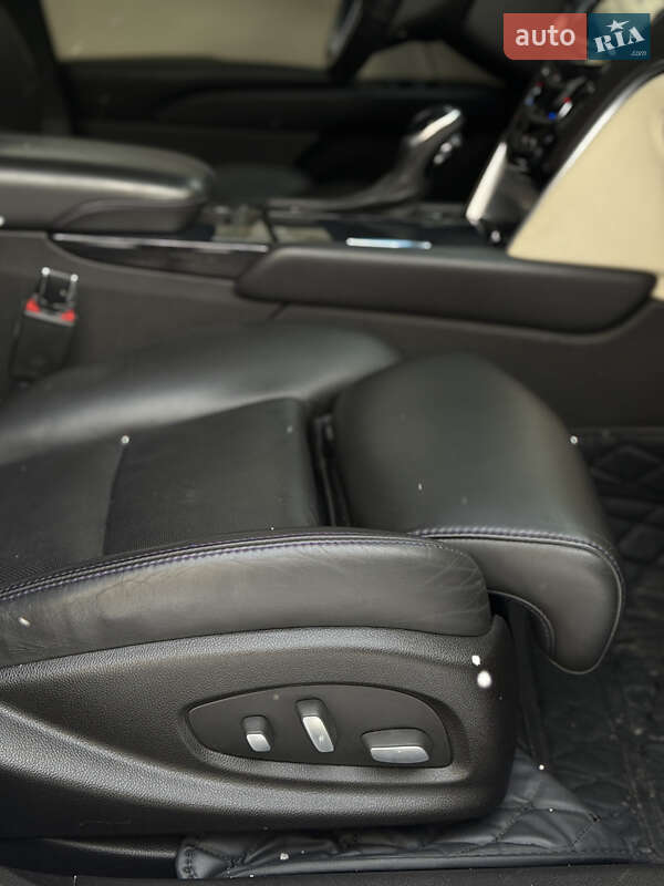 Седан Cadillac XTS 2012 в Івано-Франківську