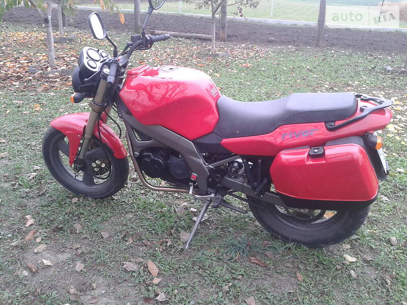 Мотоцикл Спорт-туризм Cagiva River 2002 в Староконстантинове