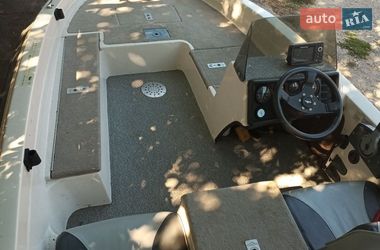 Катер Cajun Espirit Sport 1991 в Кам'янець-Подільському