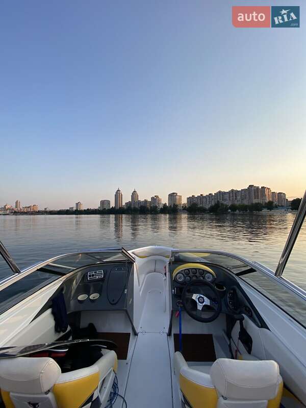 Катер Campion Chase 2005 в Киеве