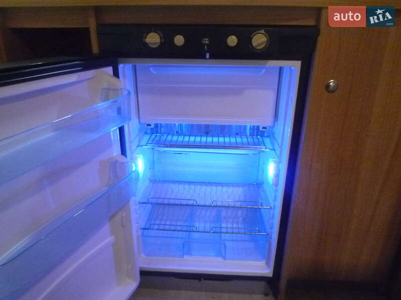 Прицеп дача Caravelair Prestige 2015 в Киеве фото 16 Прицеп дача Caravelair Prestige 2015 в Киеве