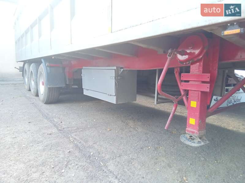 Бортовий напівпричіп Cardi 223 1998 в Миколаєві