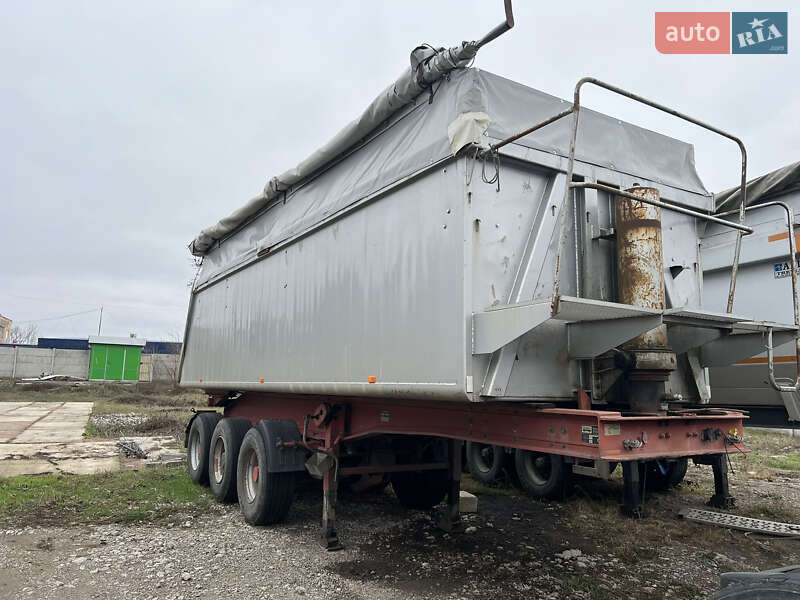 Зерновоз - напівпричіп Carnehl CHKS/AH 1999 в Одесі