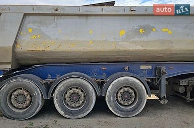 Самосвал полуприцеп Carnehl CHKS 2004 в Ровно