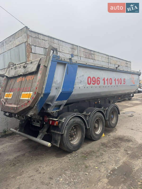 Самосвал полуприцеп Carnehl CPS/34 2009 в Ровно фото 2 Самосвал полуприцеп Carnehl CPS/34 2009 в Ровно